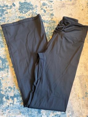 La Hearts Black Wide-Leg Active Leggings